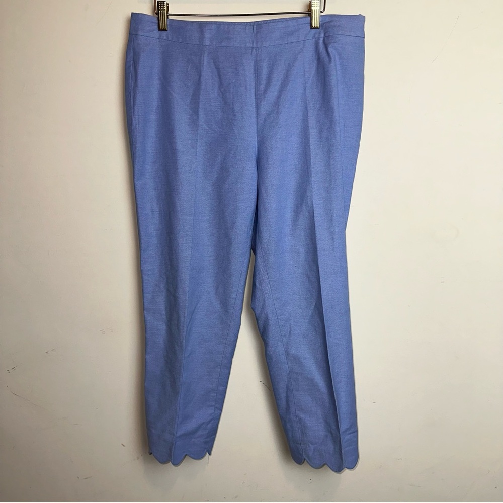 Talbots Women's Size 8 Chatham Crop Pants Light Blue Scalloped Hem Tapered Leg